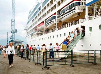 Khách quốc tế đến Việt Nam bằng đường biển tăng gần 55% 